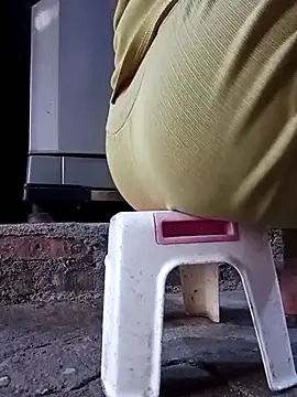 JasminePham online show from March 13, 2025, 7:20 am