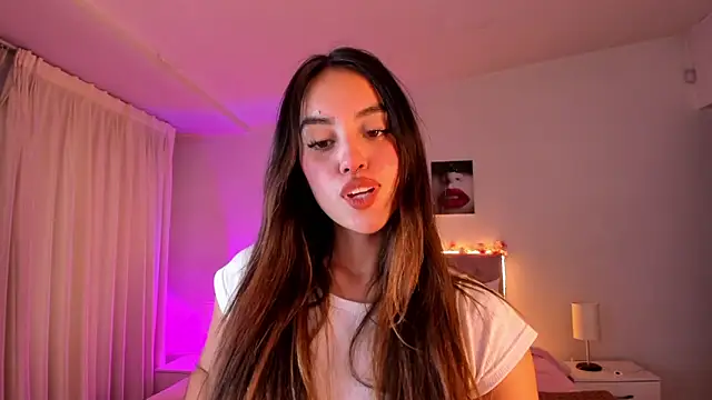  Charlotte evans 1 online show from November 5, 2025, 8:56 pm