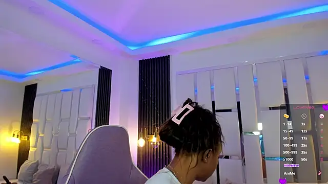 mia schwarz online show from November 9, 2025, 8:35 pm