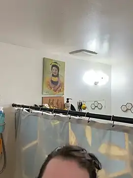 Snapshot of Quinnrose0420 chatting on February 25, 2025, 6:23 pm Quinnrose0420 online show from February 25, 2025, 6:23 pm