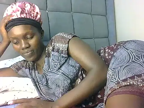 Slimthick900 online show from March 9, 2025, 4:22 pm