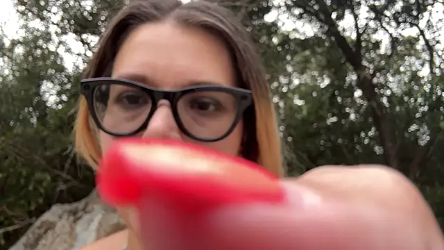 EmyLana online show from July 31, 2026, 3:42 pm