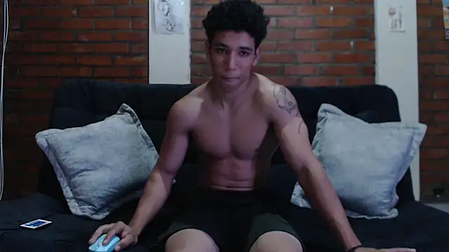Snapshot of ethan_noir chatting on December 6, 2024, 3:02 am ethan noir online show from December 6, 2024, 3:02 am