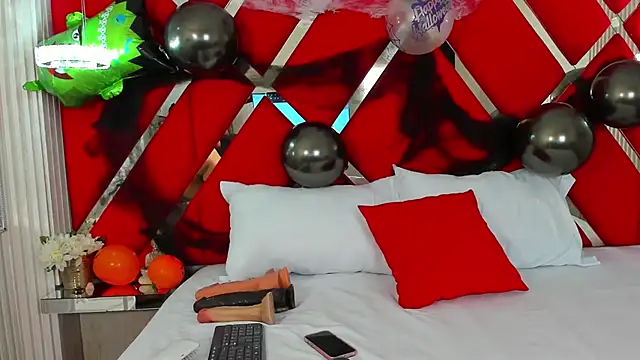 SusanCouper online show from October 29, 2025, 10:42 pm