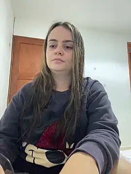 Im Amelia online show from April 15, 2026, 7:40 pm