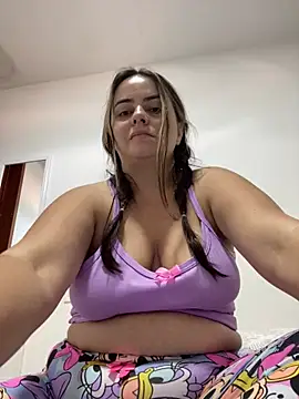 Im Amelia online show from April 11, 2026, 1:04 pm