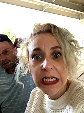 Snapshot of degiggxxx chatting on October 2, 2025, 10:24 pm degiggxxx online show from October 2, 2025, 10:24 pm