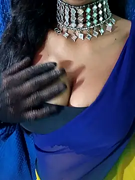 Snapshot of Savita_hotmom chatting on September 16, 2025, 6:09 pm Savita hotmom online show from September 16, 2025, 6:09 pm