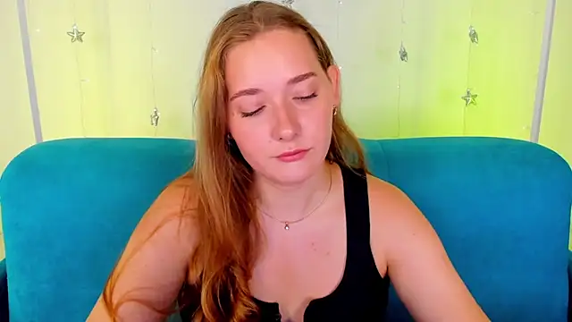 AlinaVice online show from July 6, 2026, 1:12 am