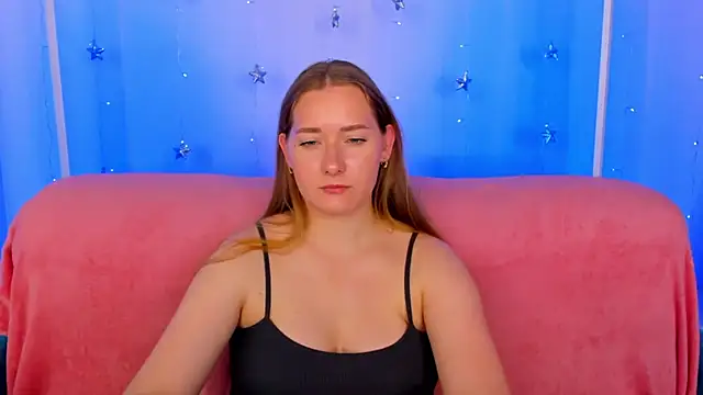 AlinaVice online show from May 18, 2026, 4:07 am