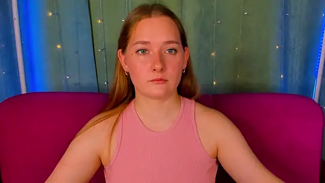 AlinaVice online show from June 9, 2026, 1:17 am