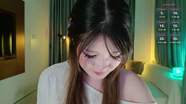 KitayamaChu online show from December 2, 2025, 1:24 pm