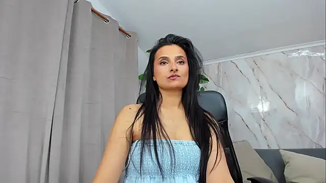 JennaPrice online show from August 6, 2026, 9:43 pm