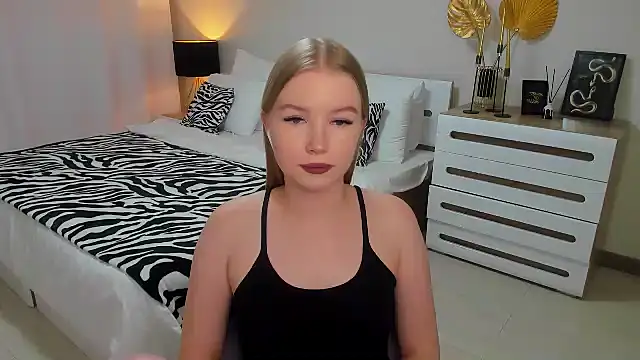 shy  lady online show from January 31, 2025, 1:11 am