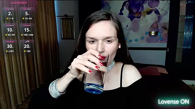 AriaGray online show from July 15, 2026, 5:42 pm