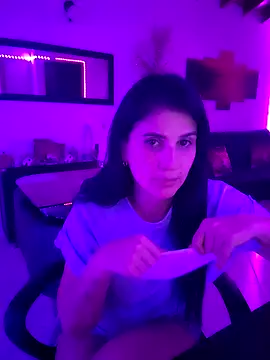 Snapshot of AbbyBaker222 chatting on December 18, 2024, 6:32 am AbbyBaker222 online show from December 18, 2024, 6:32 am