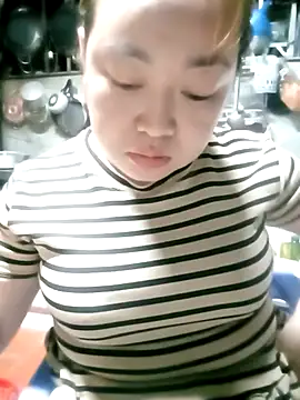 VyOanh2K online show from December 22, 2025, 3:23 pm