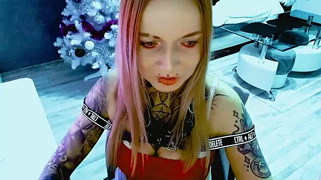 Snapshot of InesGold chatting on January 8, 2026, 9:32 pm InesGold online show from January 8, 2026, 9:32 pm