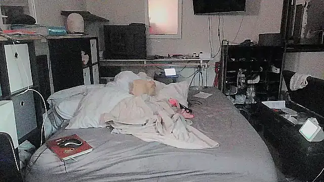 sissytrapdolly24 online show from September 13, 2025, 12:10 am