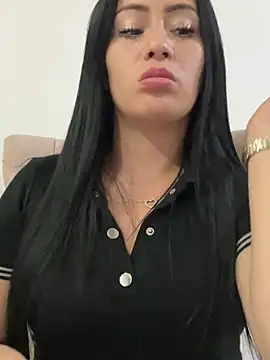 Sara luna  online show from July 17, 2026, 1:58 am