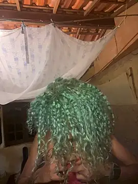 sammoura01 online show from December 20, 2025, 9:39 pm