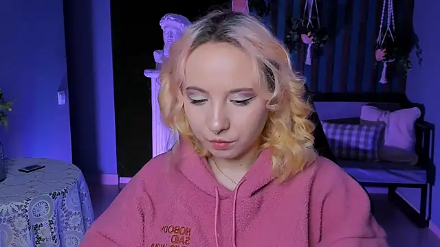 JasmineMilko online show from March 23, 2025, 5:43 am