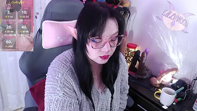 LiloMoon69 online show from September 25, 2025, 12:55 pm