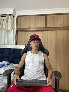  CamiloBass online show from February 12, 2026, 12:43 am