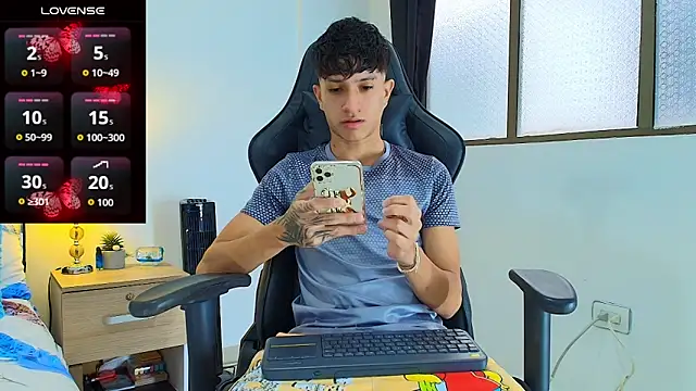  CamiloBass online show from June 10, 2026, 7:37 pm