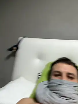 yayaya55598 online show from February 8, 2025, 5:50 pm