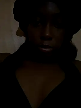 Snapshot of Audi-B chatting on November 16, 2025, 2:11 pm Audi-B online show from November 16, 2025, 2:11 pm