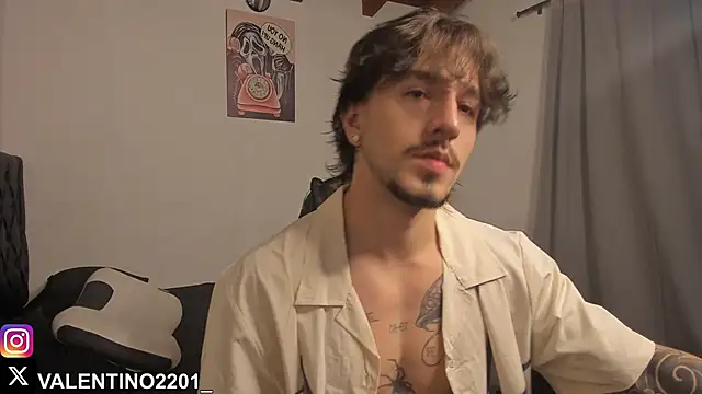 Snapshot of Valentino_Xander chatting on September 15, 2025, 11:05 pm Valentino Xander online show from September 15, 2025, 11:05 pm