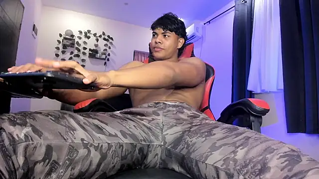 Snapshot of johan_beley_ chatting on February 9, 2026, 5:55 pm johan beley online show from February 9, 2026, 5:55 pm