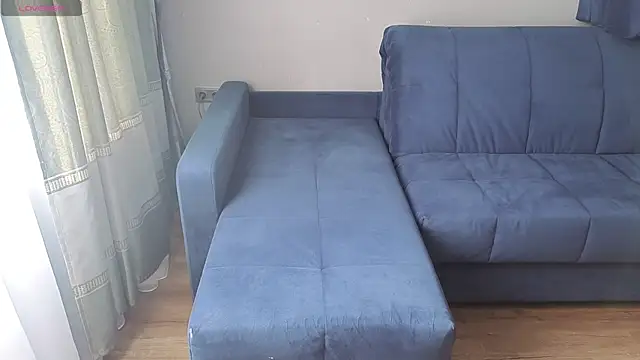 MilaaMilaa online show from March 31, 2026, 4:03 am