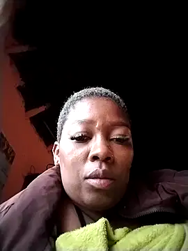 bigbootyboohle online show from November 15, 2025, 4:22 pm