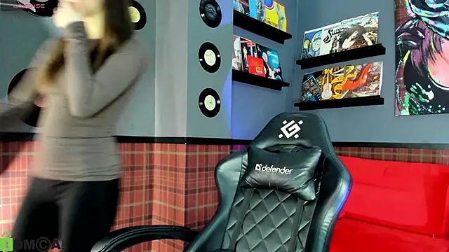 Snapshot of Nicole_Charm chatting on January 13, 2026, 11:52 pm Nicole Charm online show from January 13, 2026, 11:52 pm