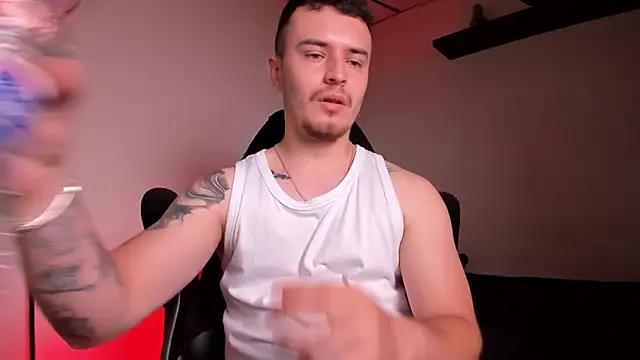 james connor2 online show from February 14, 2026, 7:14 pm