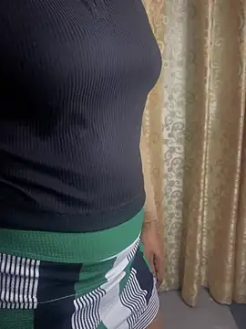 NethuQueen online show from July 17, 2026, 6:43 am