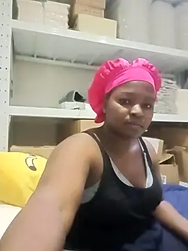 Snapshot of Yours_faithfully1 chatting on November 5, 2025, 9:45 am Yours faithfully1 online show from November 5, 2025, 9:45 am