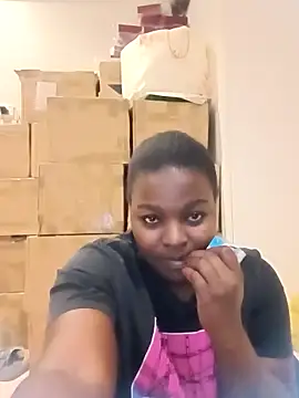 Snapshot of Yours_faithfully1 chatting on February 13, 2026, 1:00 pm Yours faithfully1 online show from February 13, 2026, 1:00 pm