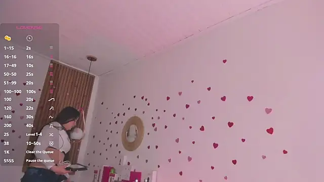 TiffanyWright online show from March 31, 2026, 1:35 pm