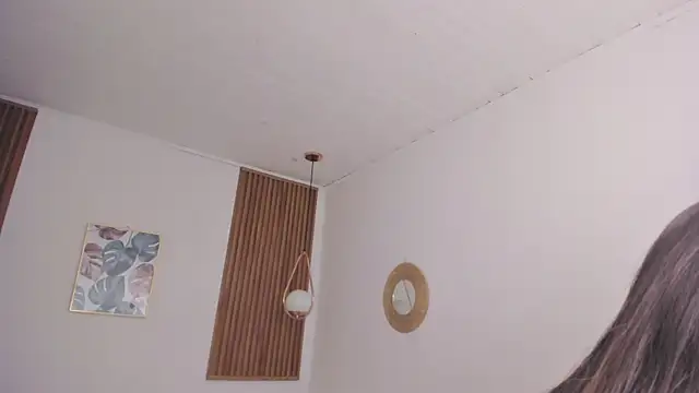 TiffanyWright online show from January 15, 2026, 1:25 pm