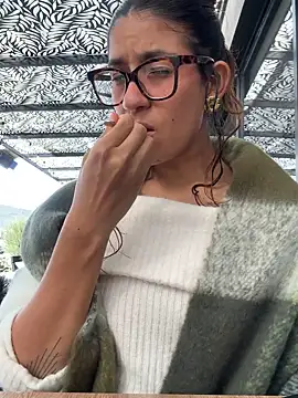 ValeriEvan online show from December 2, 2025, 8:43 pm