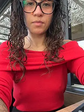 ValeriEvan online show from November 23, 2025, 2:05 pm