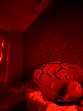 Snapshot of BlackD4uxo chatting on April 16, 2026, 4:02 am BlackD4uxo online show from April 16, 2026, 4:02 am