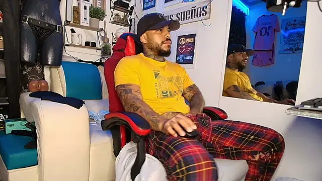 Leenar Key online show from March 14, 2026, 9:15 am