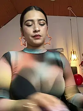 Cleopatracute  online show from February 20, 2025, 2:57 pm