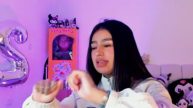 shadowcatt  online show from February 16, 2026, 7:45 pm