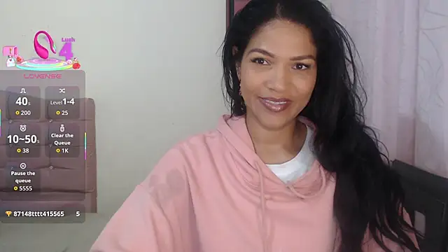 makennaa  online show from March 26, 2026, 10:35 am