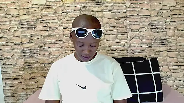 EbonyOlive69 online show from April 3, 2026, 5:19 pm